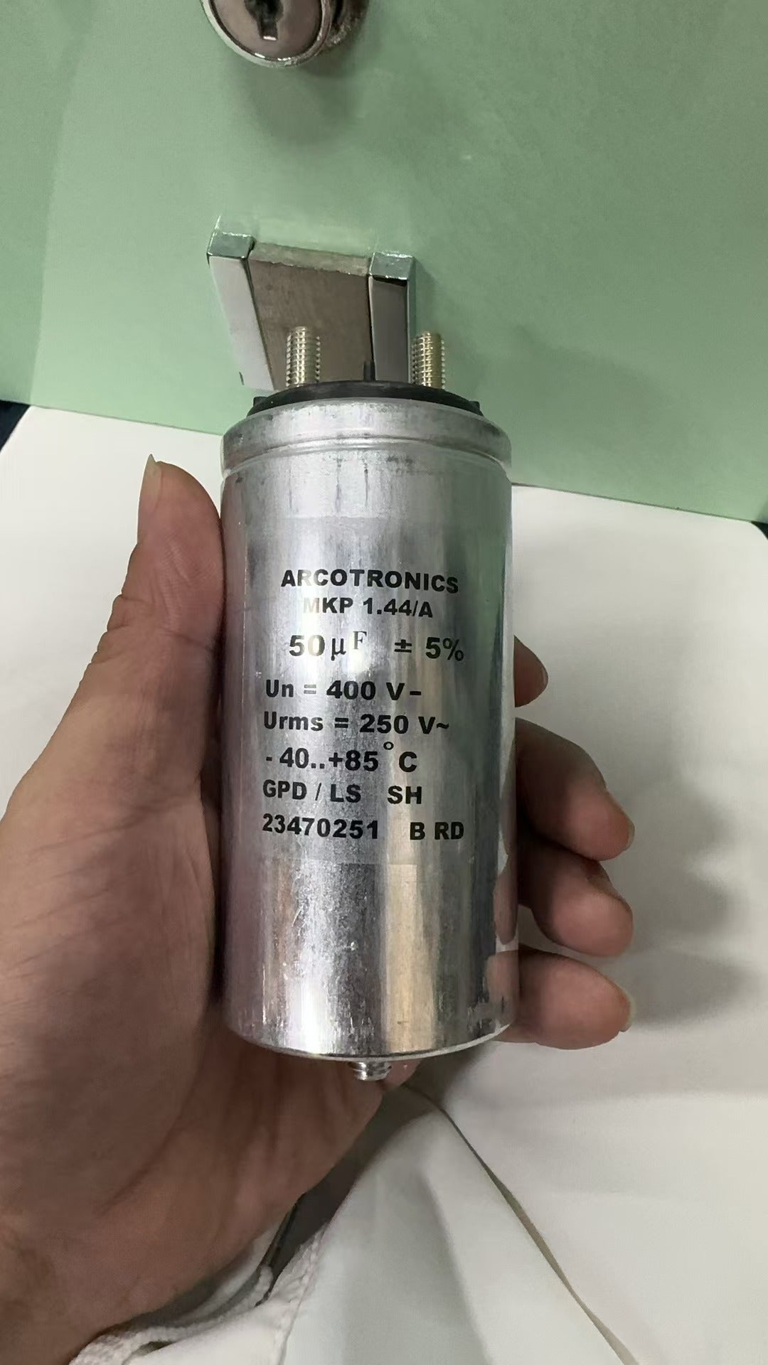 ARCOTRONICS MKP 1.44/A GPD/LS SH 14152465 E7 104*50 50μF 250Vac 25A 5% - screw Capacitor (6 Pieces)