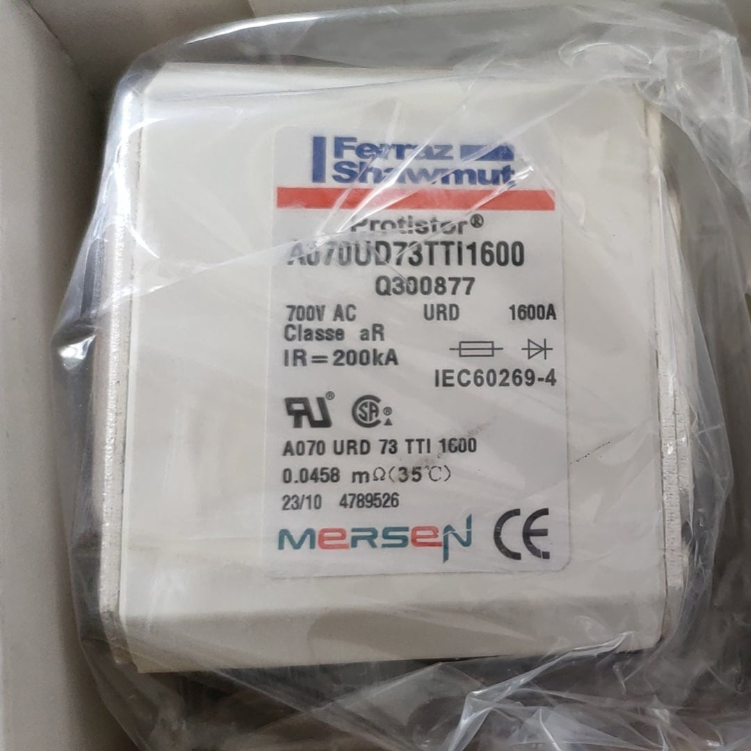 Mersen Q300877 - Fusibles A070UD73TTI1600 (12 Piezas)