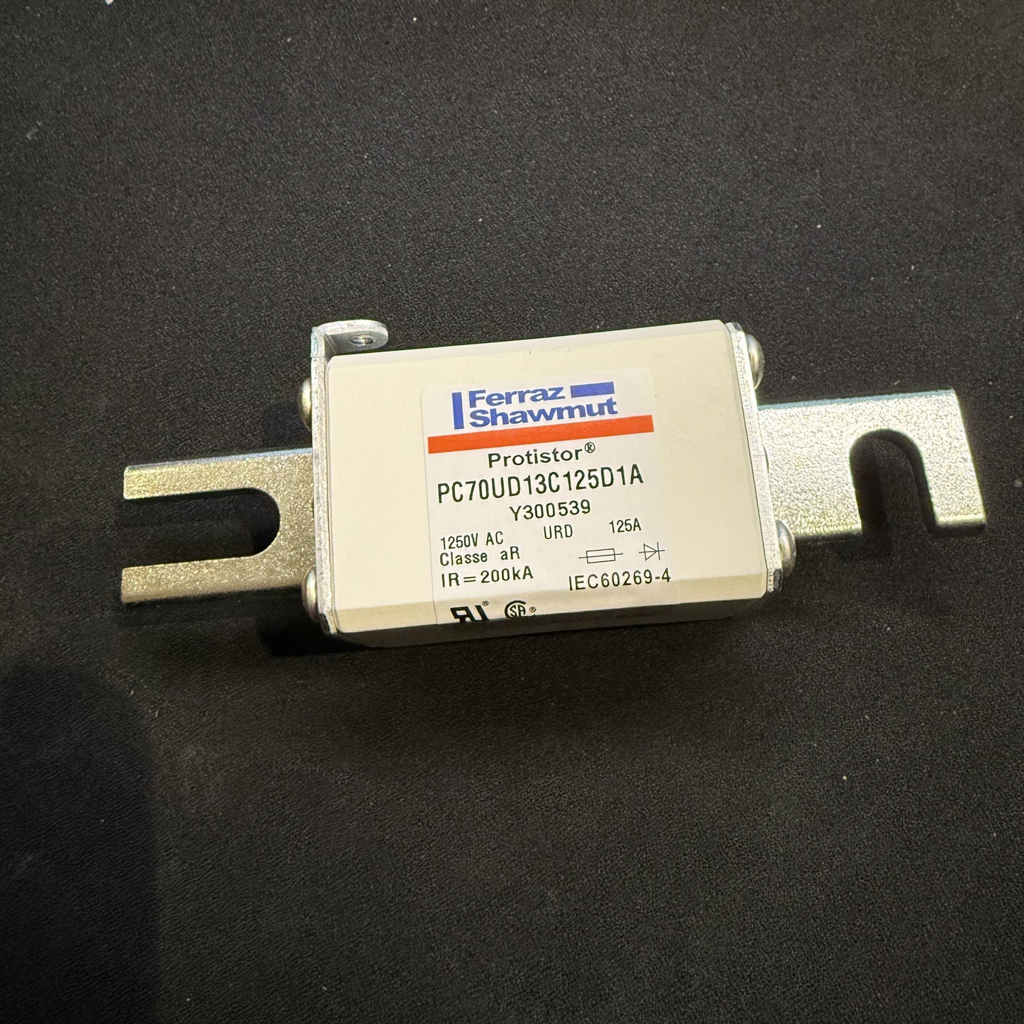 Mersen Y300539 - PC70UD13C125D1A Fuses (3 Pieces)