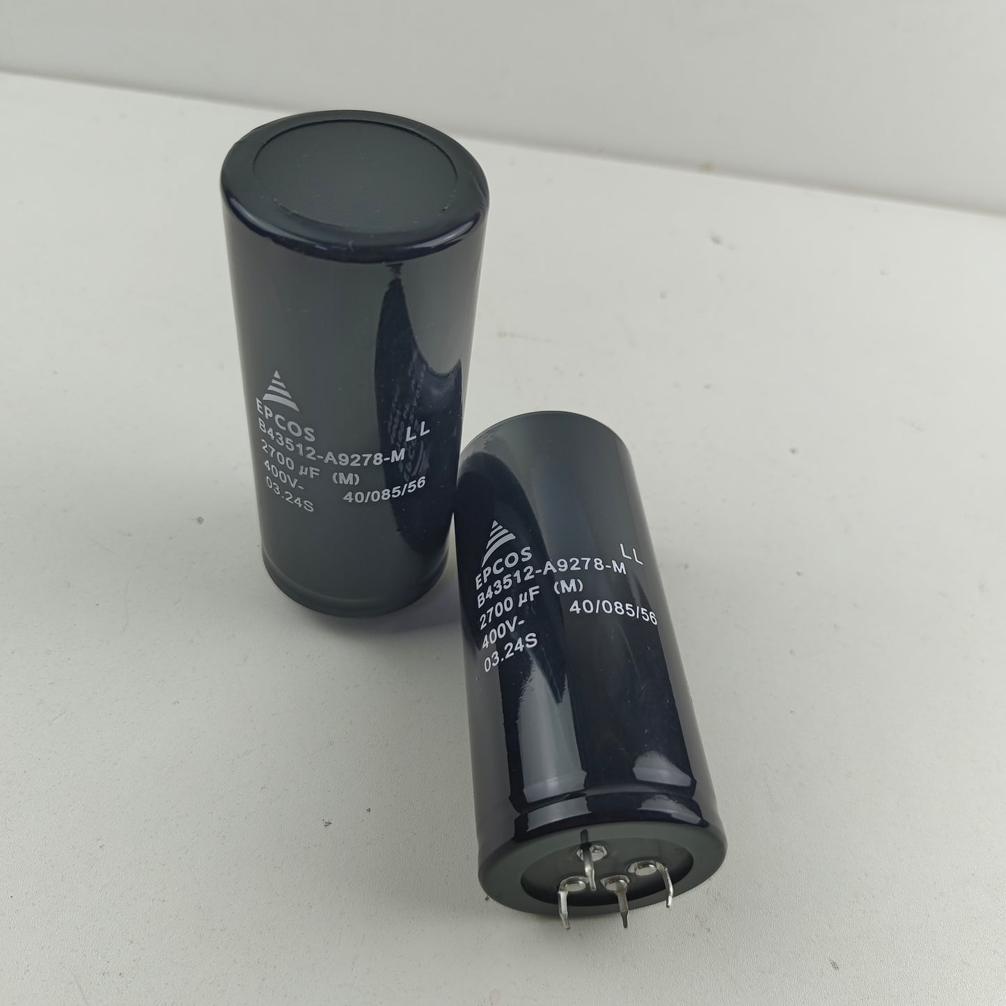 Condensador electrolítico de aluminio EPCOS B43512-A9278-M, 2800 µF, 400 V, terminal de tornillo, paquete de 12