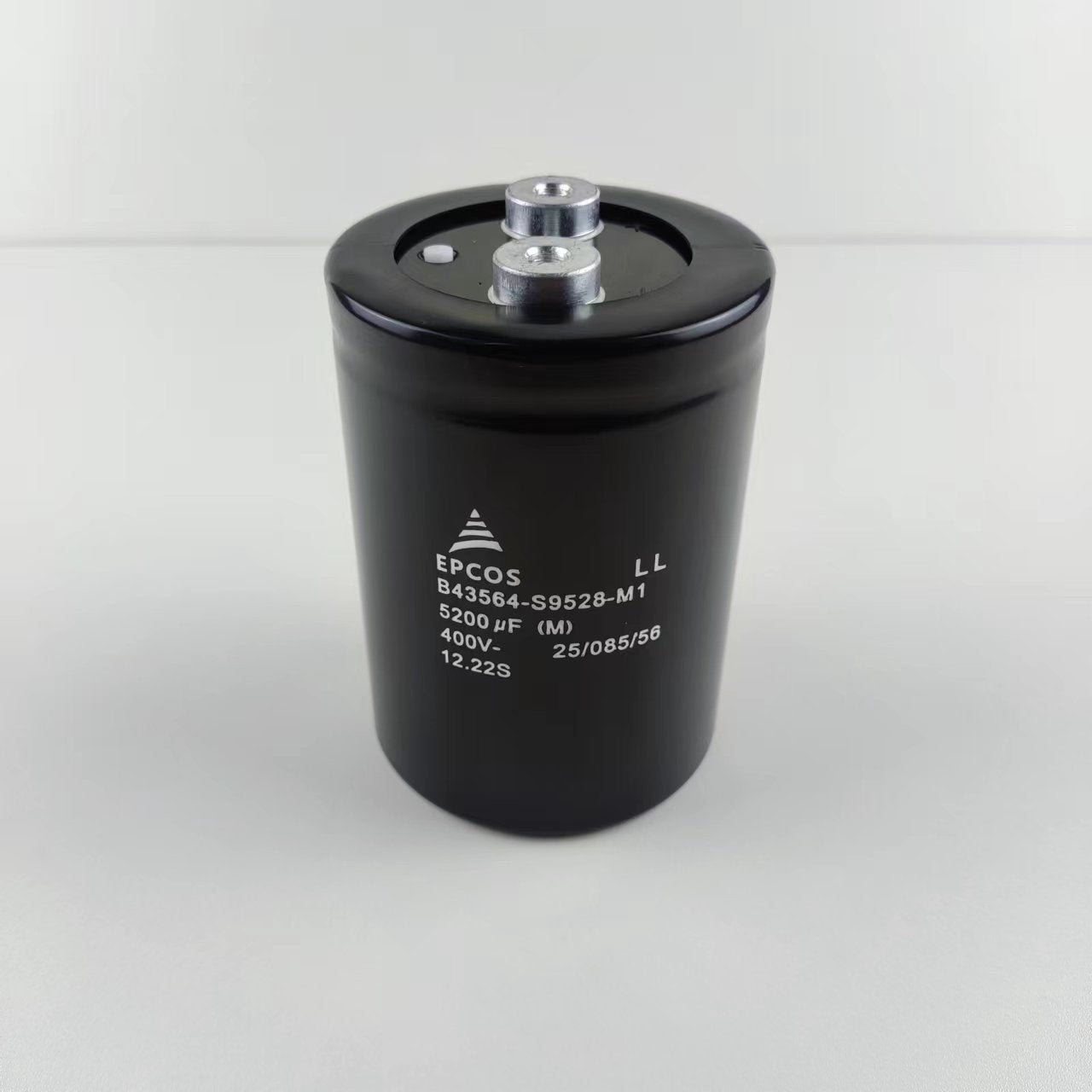 Condensador EPCOS B43505-S9687-M1 de 400 V y 680 µF (12 unidades)