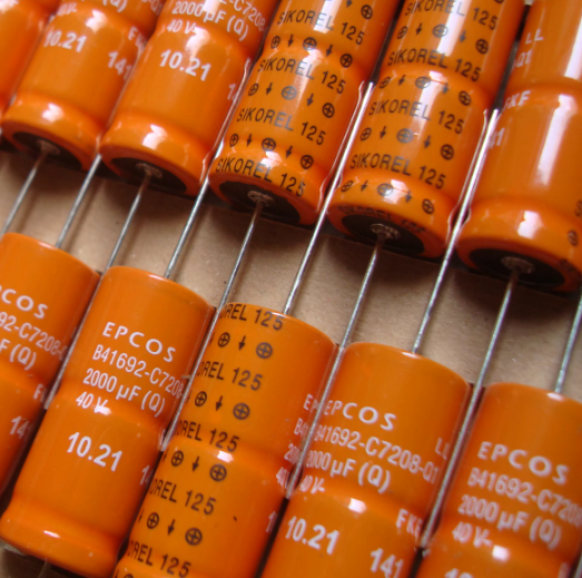 Condensador EPCOS B41692-C7208-Q1 de 40 V y 2000 µF (12 unidades)