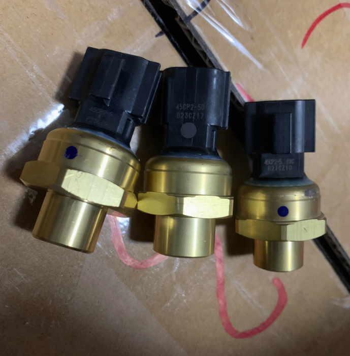 Sensor de Presión de Aire Acondicionado 45CP2-5 (2 Piezas)