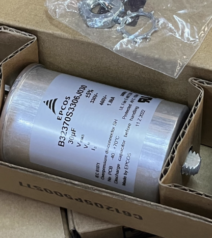 Condensador EPCOS B32370S3306J030 30UF 330V/460V (12 piezas)
