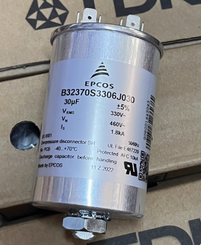 Condensador EPCOS B32370S3306J030 30UF 330V/460V (12 piezas)