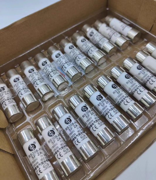 SINOFUSE RS308-PV-5F Zylindersicherung, 15 A 1500 VDC, Photovoltaik (PV)-bewertet, 10 x 38 mm – 100er-Pack